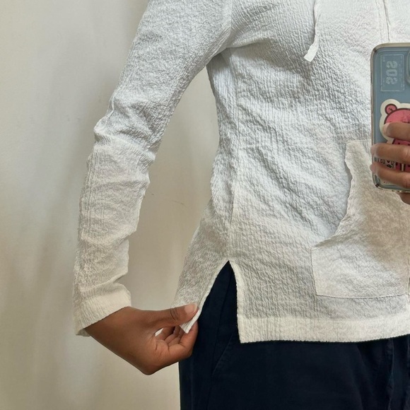 White Zip up Sweater - Picture 3 of 4